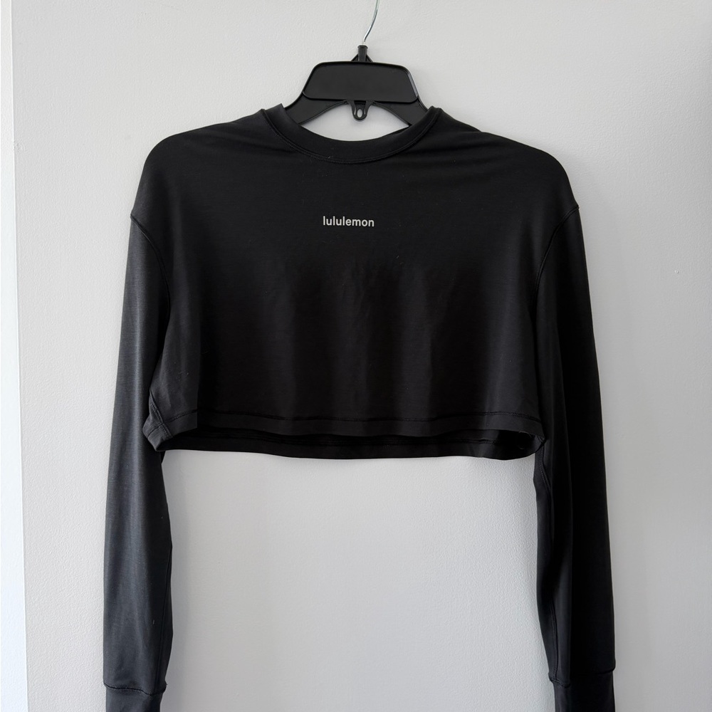 lululemon athletica Classic Black Crop Top